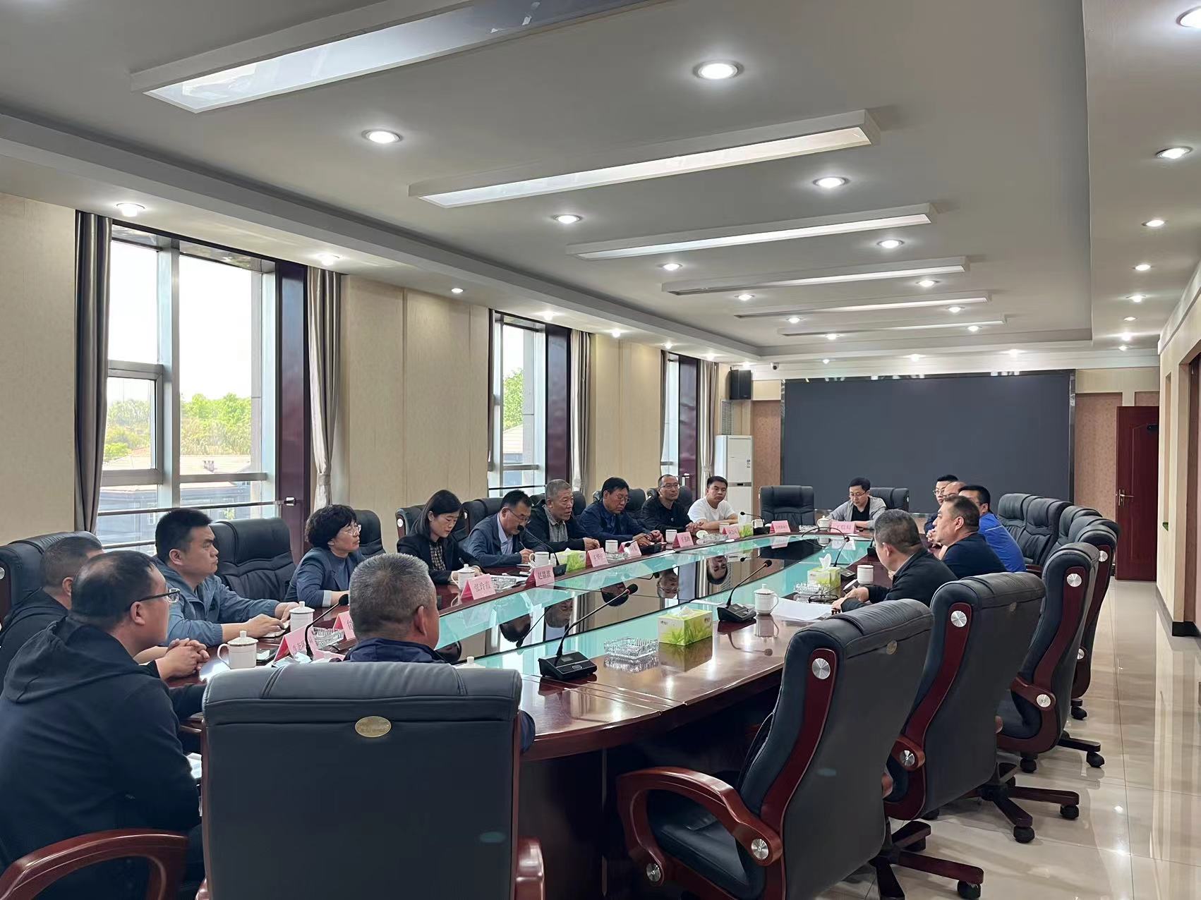 山西反坡煤業(yè)有限責(zé)任公司 長子縣人大蒞臨公司開展調(diào)研煤矸石綜合利用建設(shè)項(xiàng)目